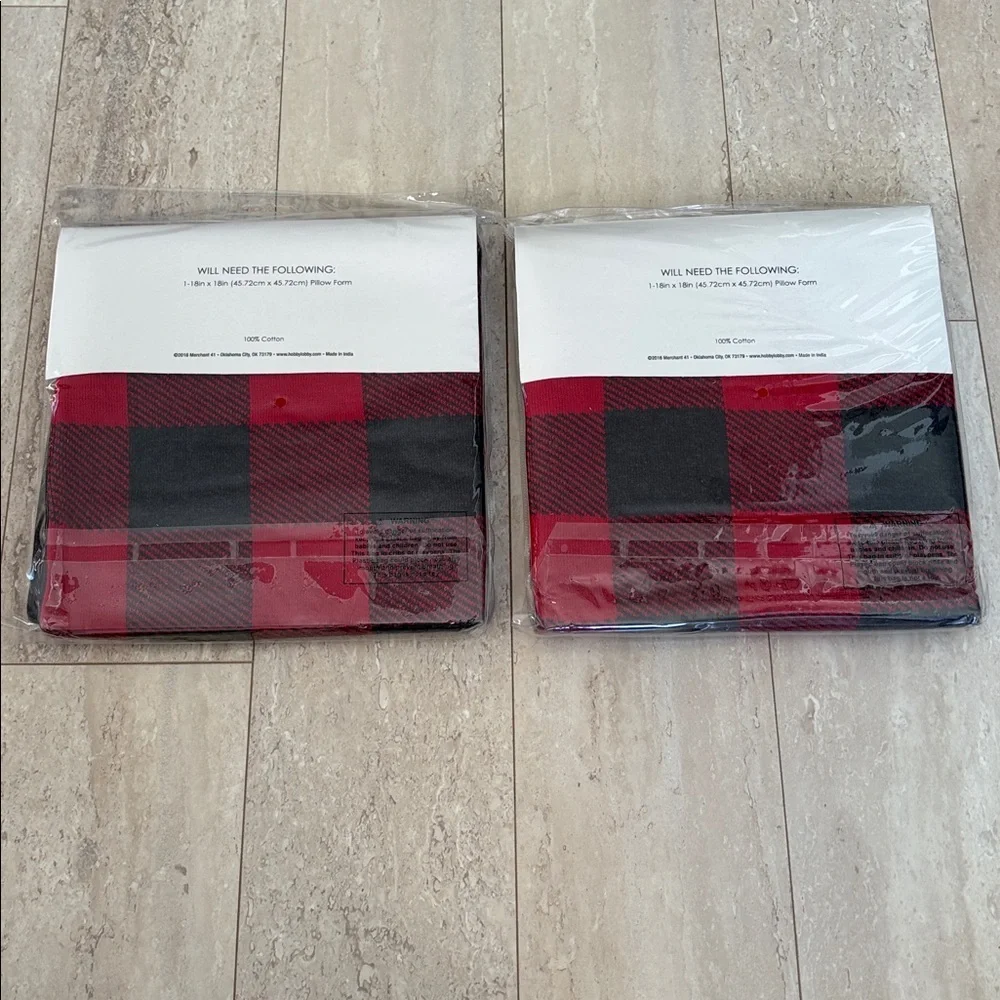 NWT Set of 2 Merchant 31 Buffalo Check Plaid Pillow Covers 18